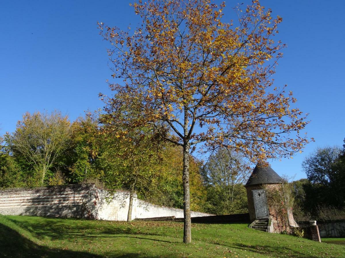Gite De L'Abbaye D'Etrun Zewnętrze zdjęcie